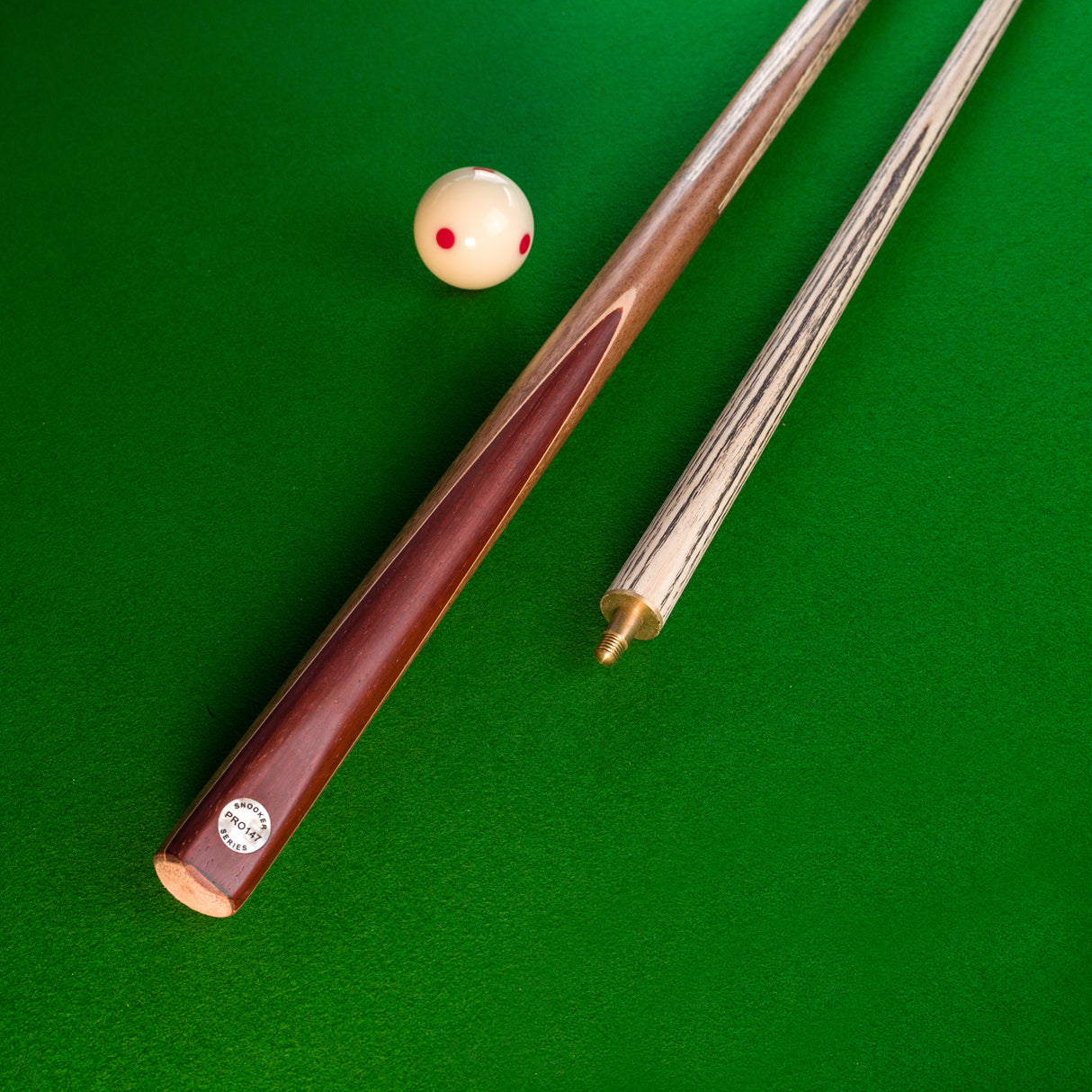 PRO147 Traditional CHAMPION 57 Inch 2 Piece Pool Snooker Cue with 9.5mm Tip - SE13