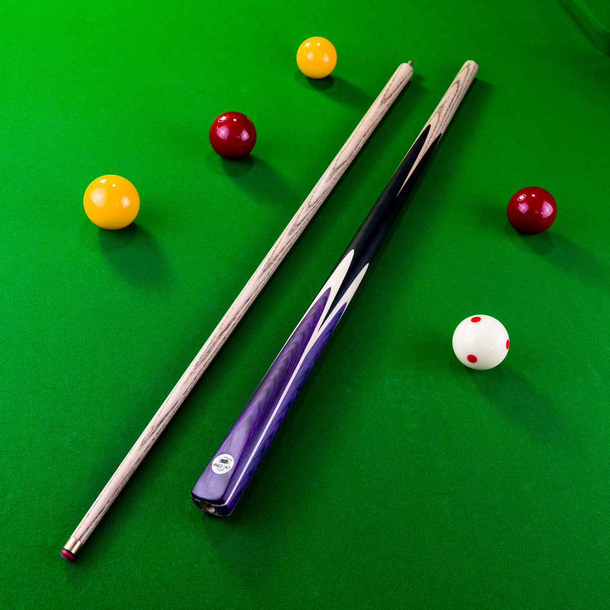 PRO147 Windser 57 Inch 2 Piece Ash Snooker and Pool Cue with 9.5mm Tip