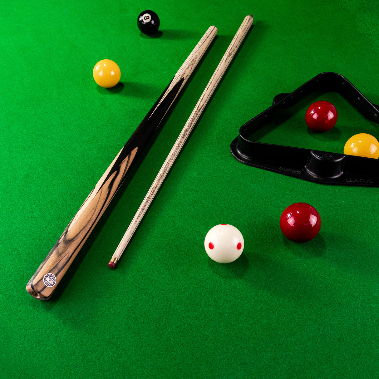 Baize Master Crombie 2 Piece 57 Inch English Pool Cue and Case Set with 8.5mm Red Layered Tip