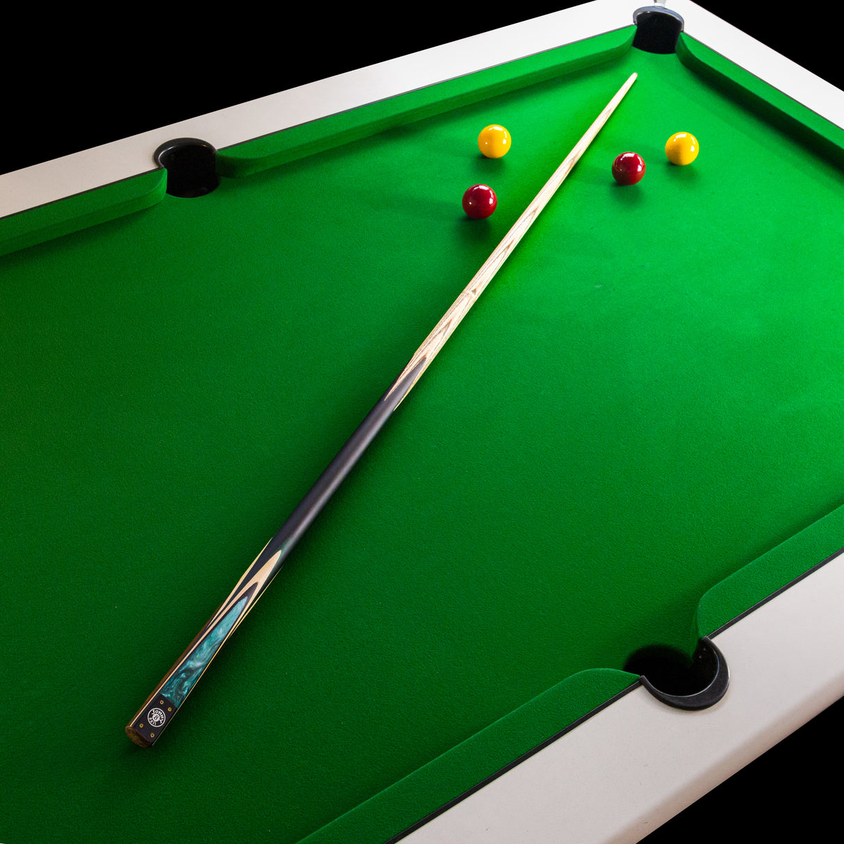 Jonny 8 Ball Marble 2 Piece Snooker and Pool Cue and Case Set 9mm Tip