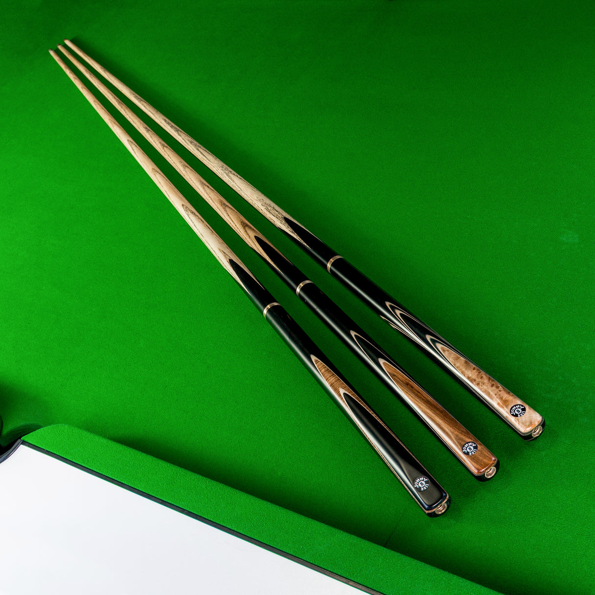 Jonny 8 Ball Pearl Series Gold Burl 3/4 Joint Cue and Case Set with 9mm Professional Layered Leather Tip