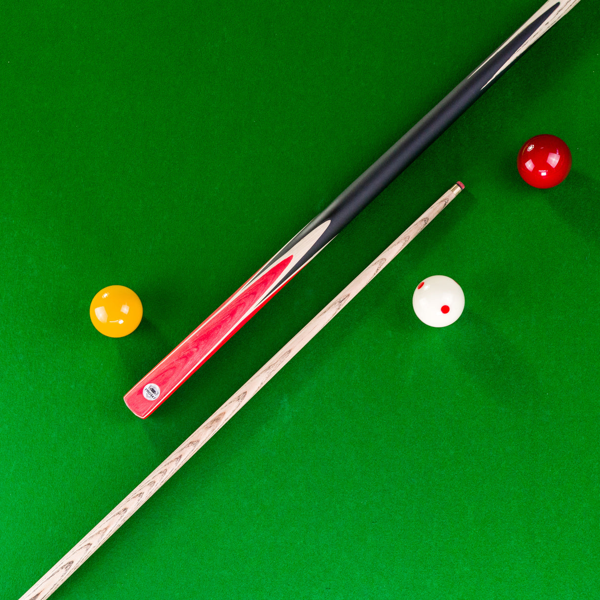 PRO147 Windsor 2 Piece Snooker and Pool Cue and Case Set 9.5mm Red Professional Tip