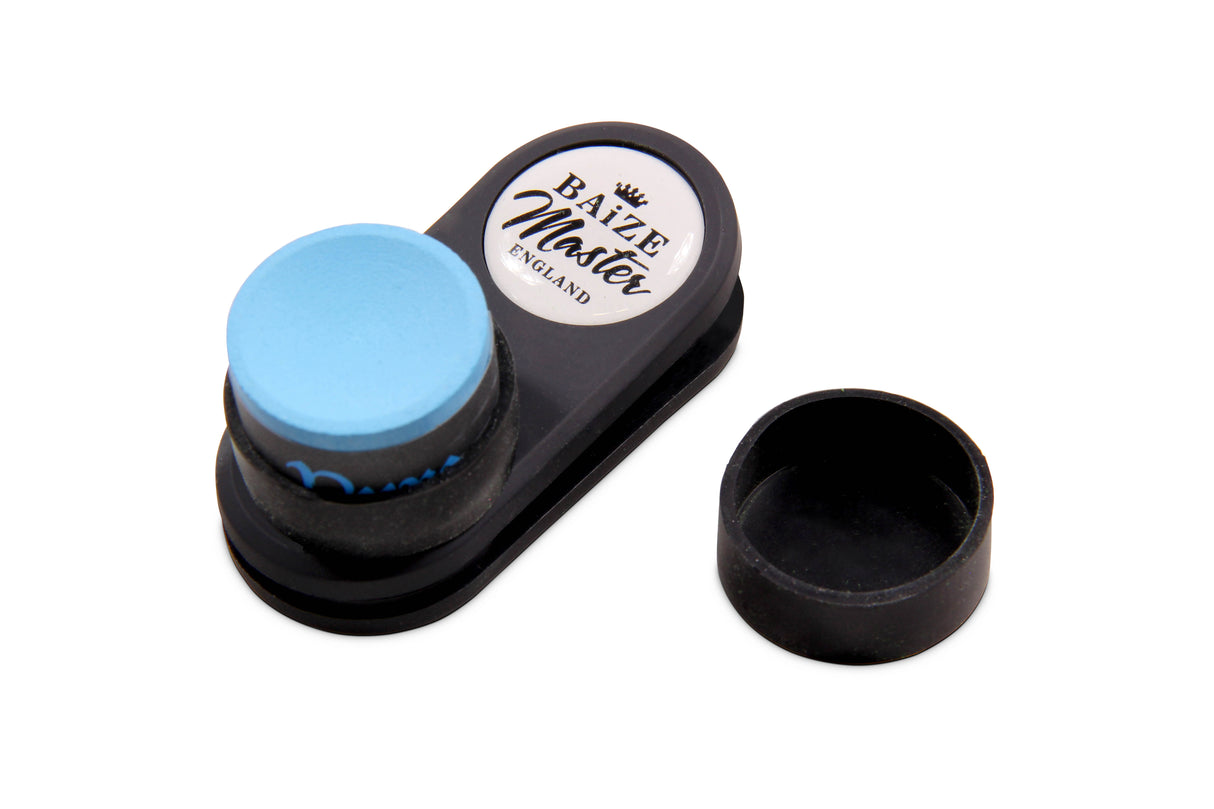 Baize Master T-MAG Magnetic Round Chalk Holder + 1 Piece Taom Pyro Chalk