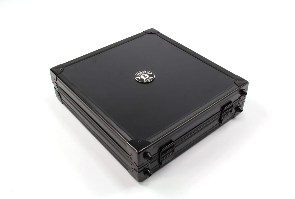 Jonny 8 Ball Black Aluminium Luxury Pool Ball & Accessories Flight Case – MK2