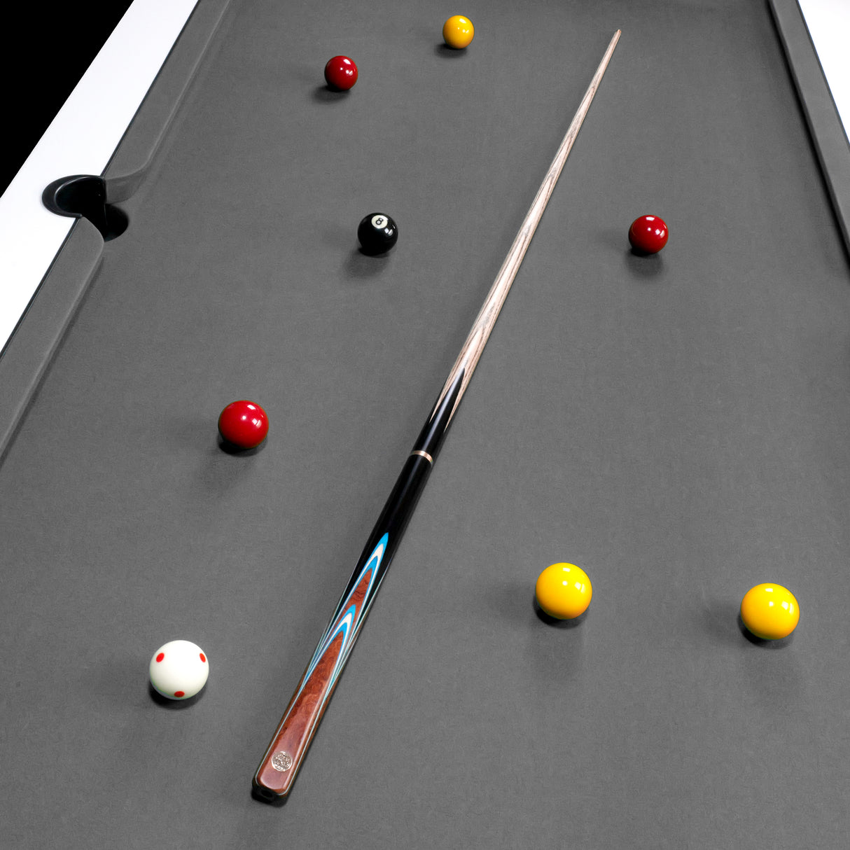 Baize Master Platinum Series Majestique 57 Inch ¾ Joint Hand Spliced Luxury Ash English Pool Cue with 8.5mm Baize Master Blue Pressed Tip and Genuine Ebony Butt