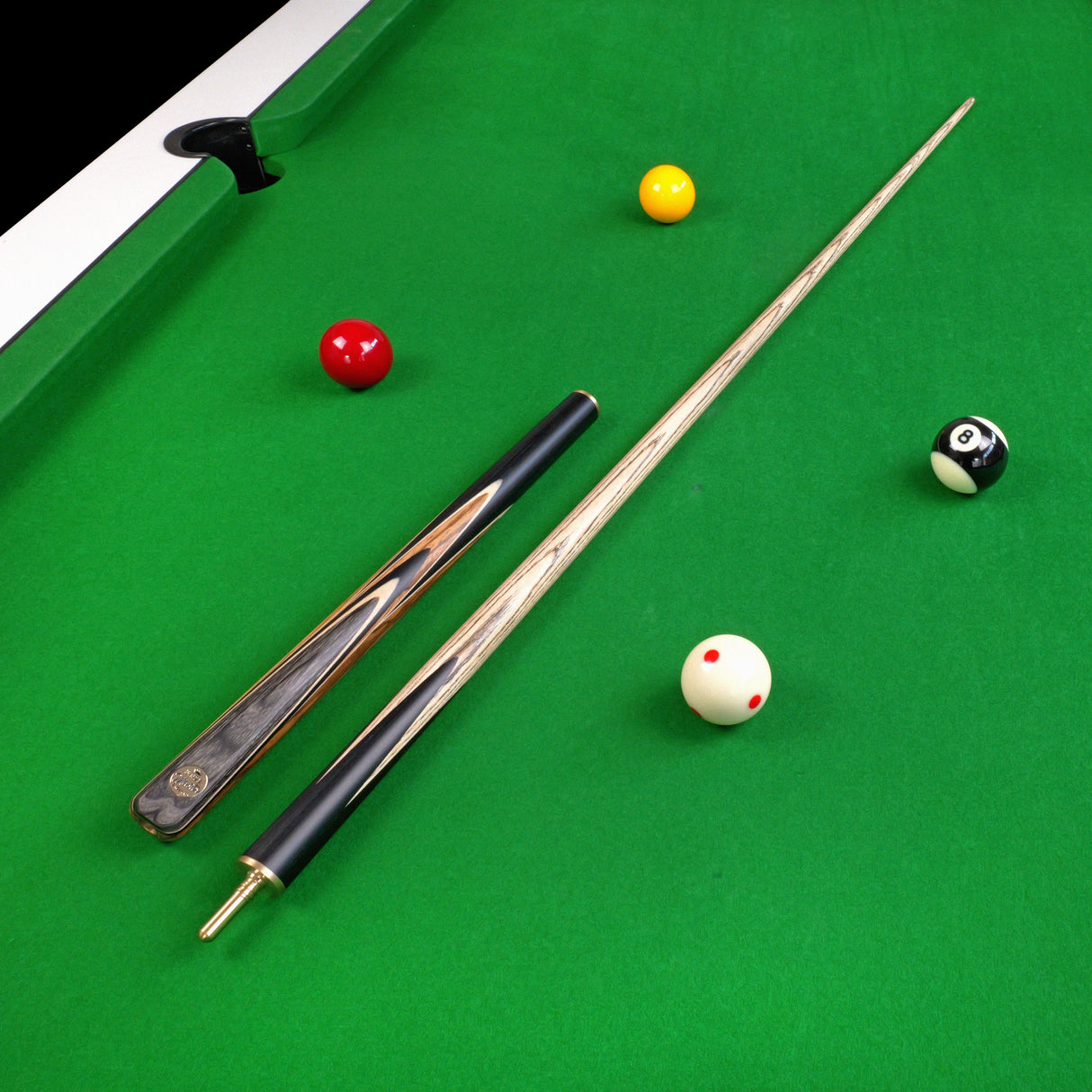 Baize Master Vintage Marksman ¾ Joint English Pool Cue and Case Set with 8.5mm Baize Master Blue Pressed Tip