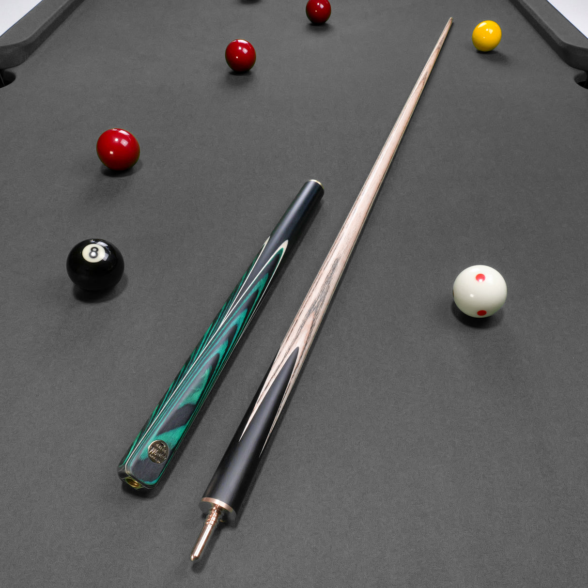 Baize Master Emerald Centurion 58 Inch 3/4 Joint Hand Spliced Snooker and Pool Cue with 9.5mm Pro Impact Hybrid Tip Baize Master