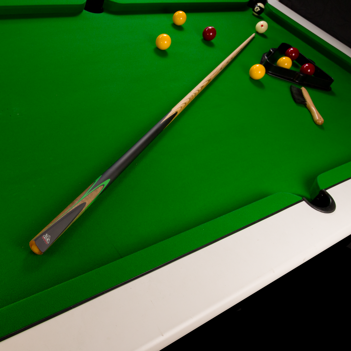 Spartan Fury CONQUEST 2 Piece Snooker Pool Cue and Soft Case Set 9.5mm Tip