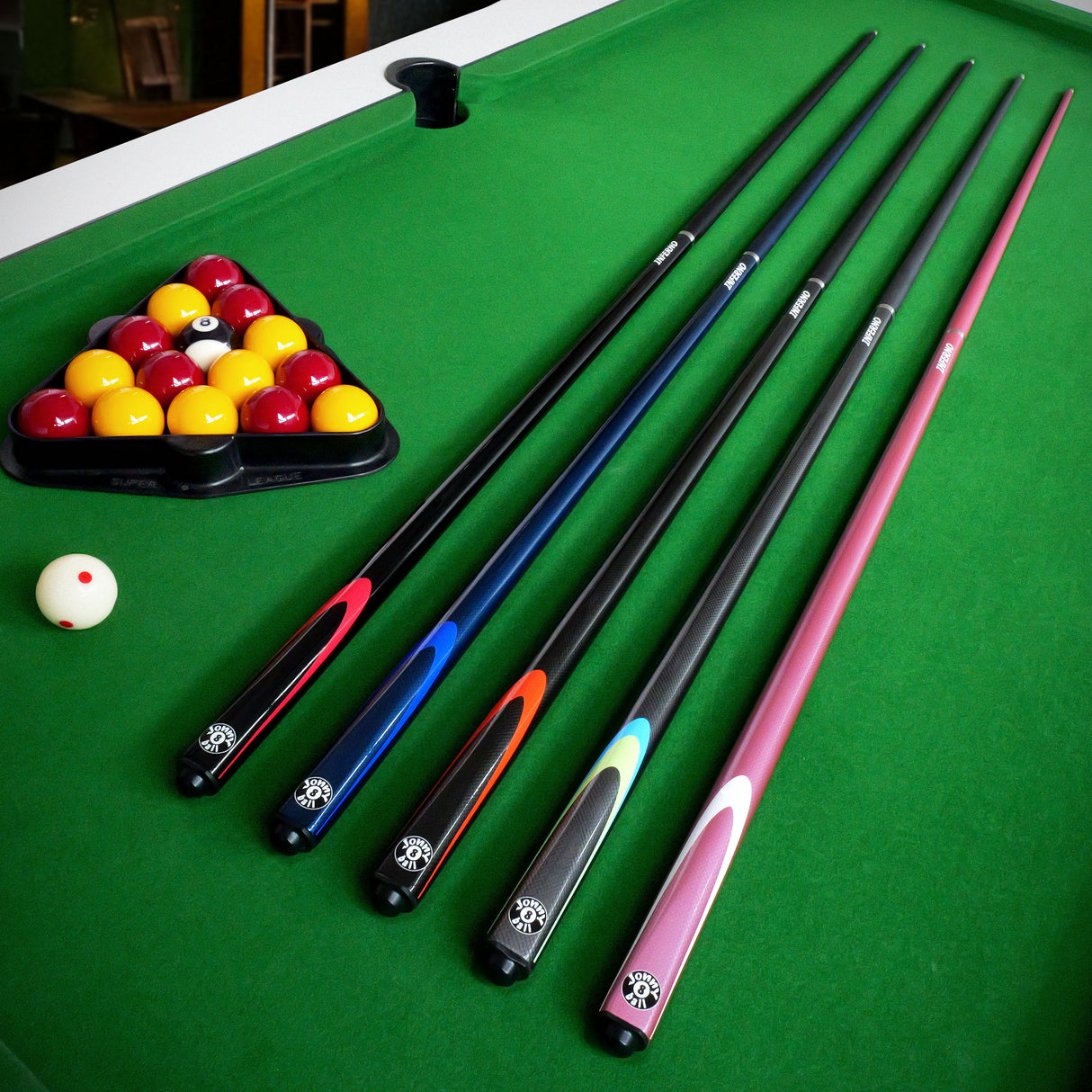 Jonny 8 Ball Inferno 2 Piece Graphite Fiberglass Cue and Case Set 9.5mm Green Layered Tip