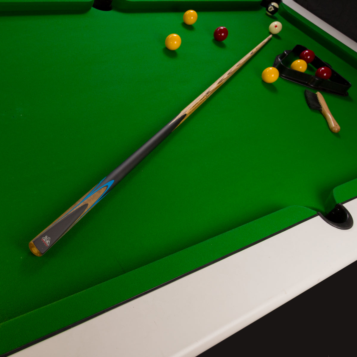 Spartan Fury CONQUEST 2 Piece Snooker Pool Cue and Soft Case Set 9.5mm Tip