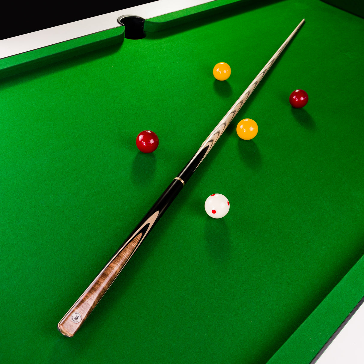 Britannia Sidewinder Traditional Hand Spliced 3/4 Jointed English Pool Cue 8.5mm Tip