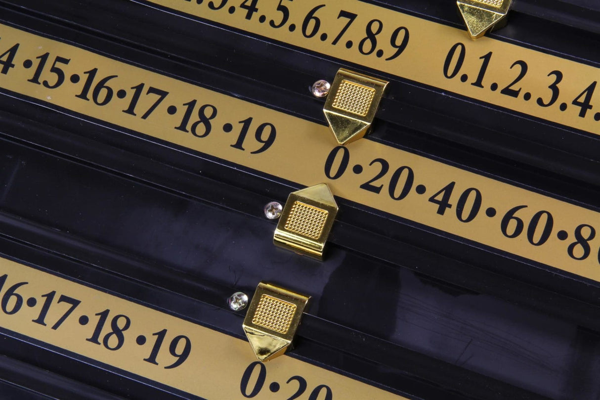Black Plastic Economy 4 Player Snooker Scoreboard with Brass Coloured Plastic Markers Cue & Case