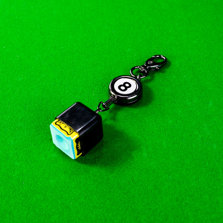 8 Ball Retractable Chalk Holder Cue + Case