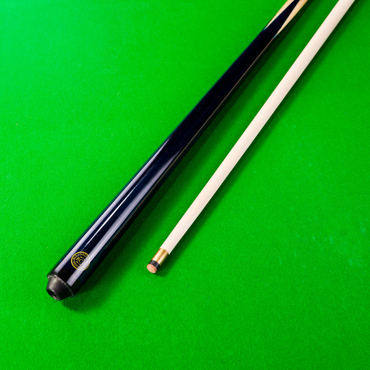BCE 57 Inch 2pc Clubline Economy Hardwood Pool Snooker Cue with 11mm Screw On Tip Cue + Case