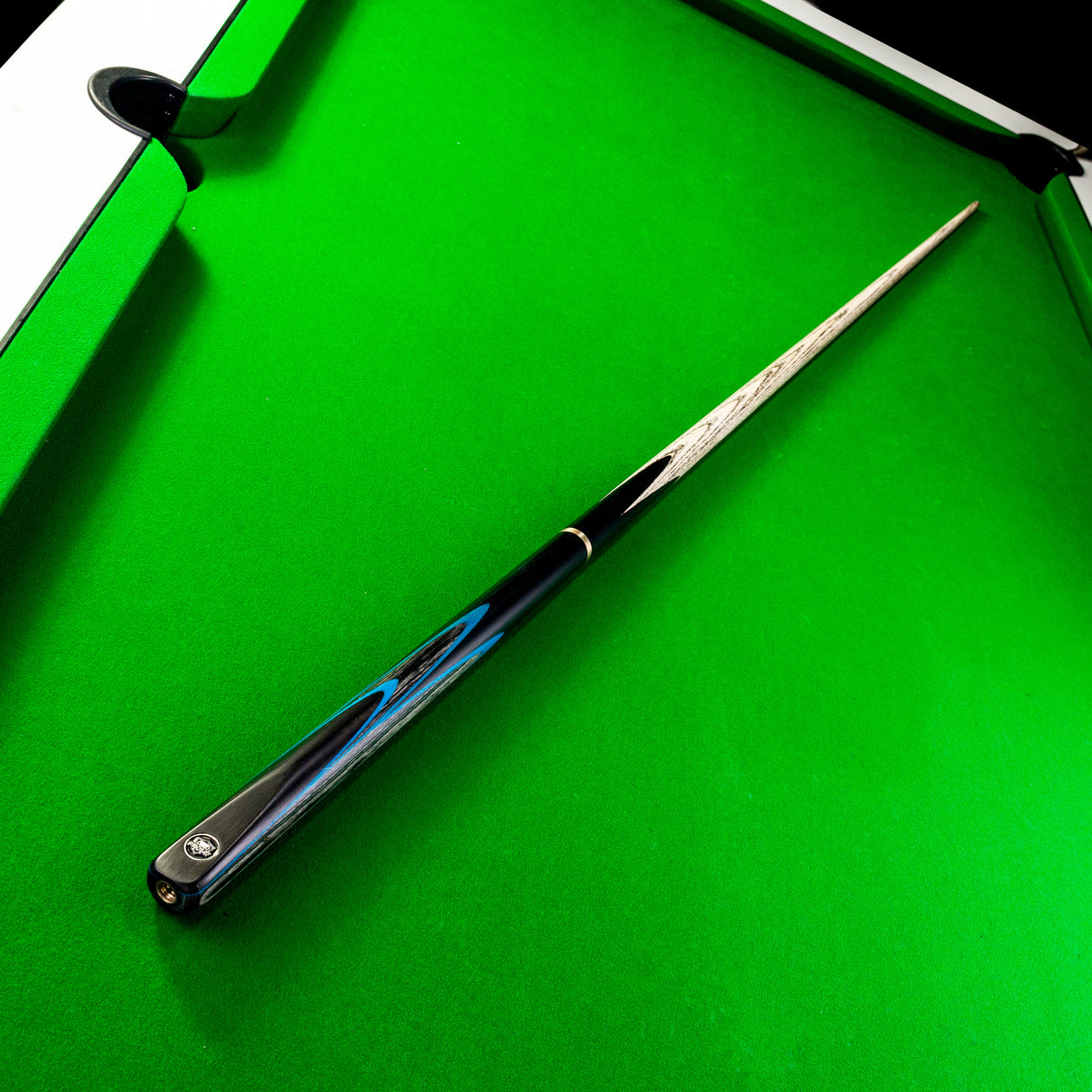 PRO147 Apollo 58 Inch 3/4 Jointed Hand Spliced Premium Snooker and Pool Cue 9.5mm Tip