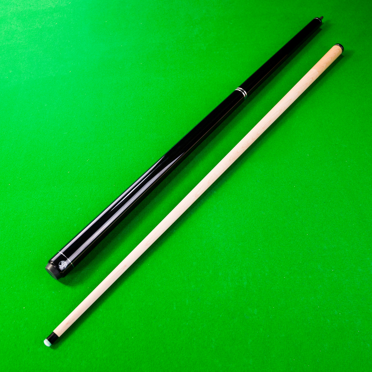 Jonny 8 Ball Destroyer 2 Piece Maple English Pool Break Cue with 10.5mm Crystal Tip Jonny 8 Ball