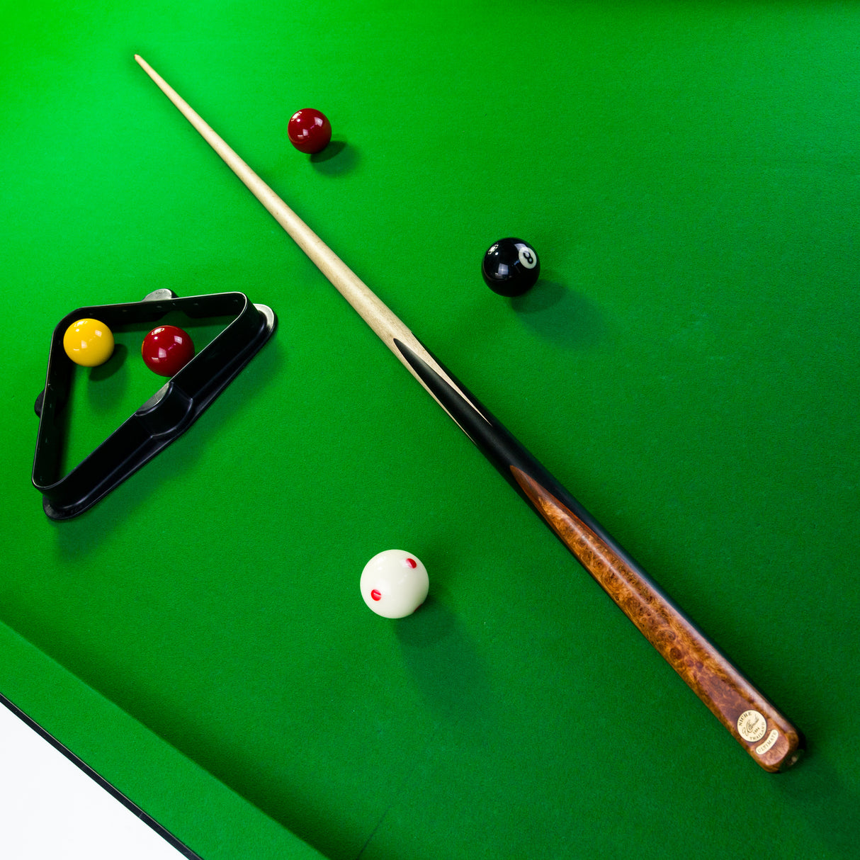 Niche Cues Thailand One Piece Snooker Cue 9.5mm Tip - Ultimate Maple