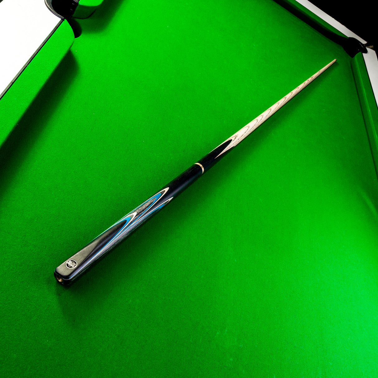 PRO147 Apollo 58 Inch 3/4 Jointed Hand Spliced Premium Snooker and Pool Cue and Case Set 9.5mm Tip
