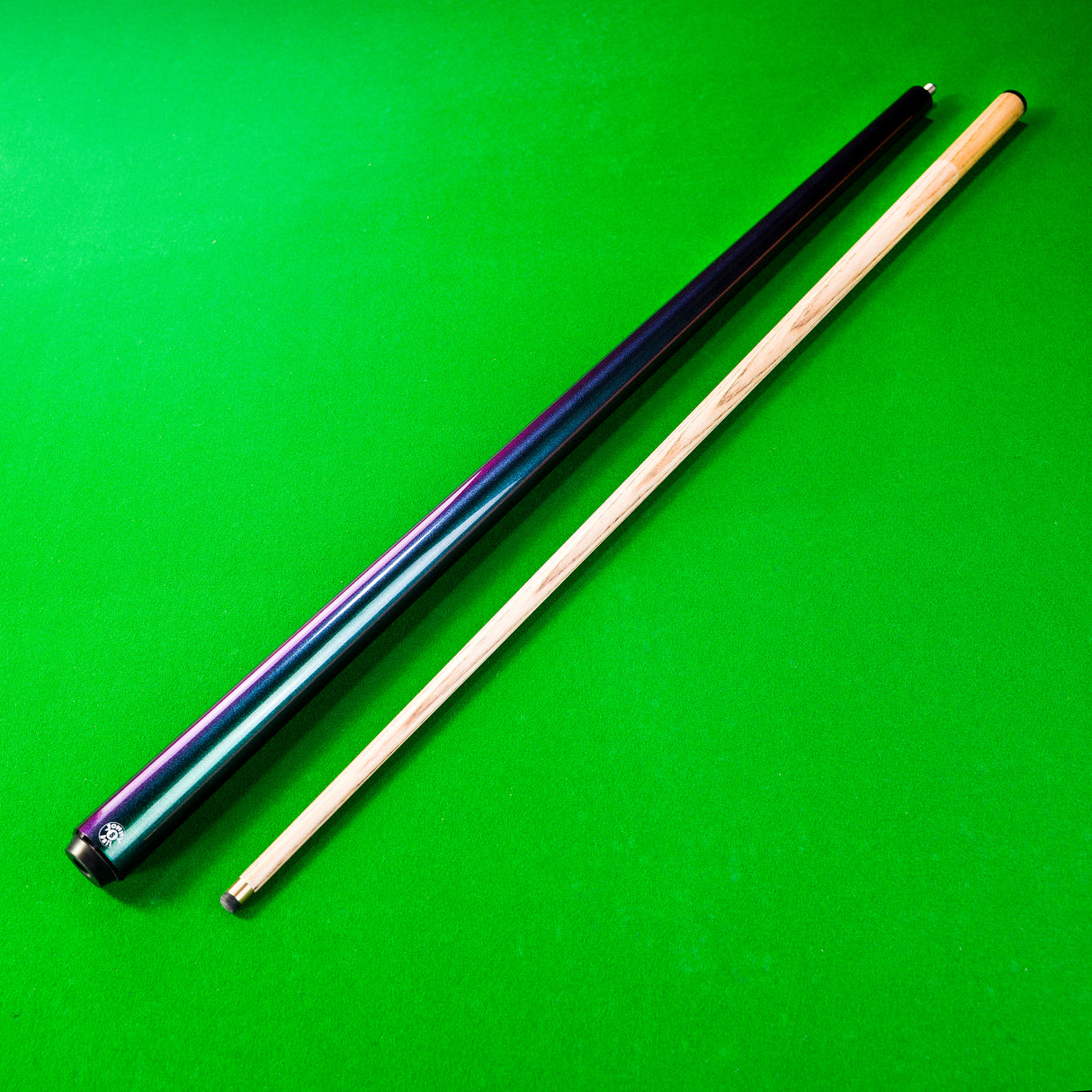 Jonny 8 Ball Chameleon 2 Piece Colour Changing Snooker and Pool Cue and Case Set with 9.5mm Tip Jonny 8 Ball