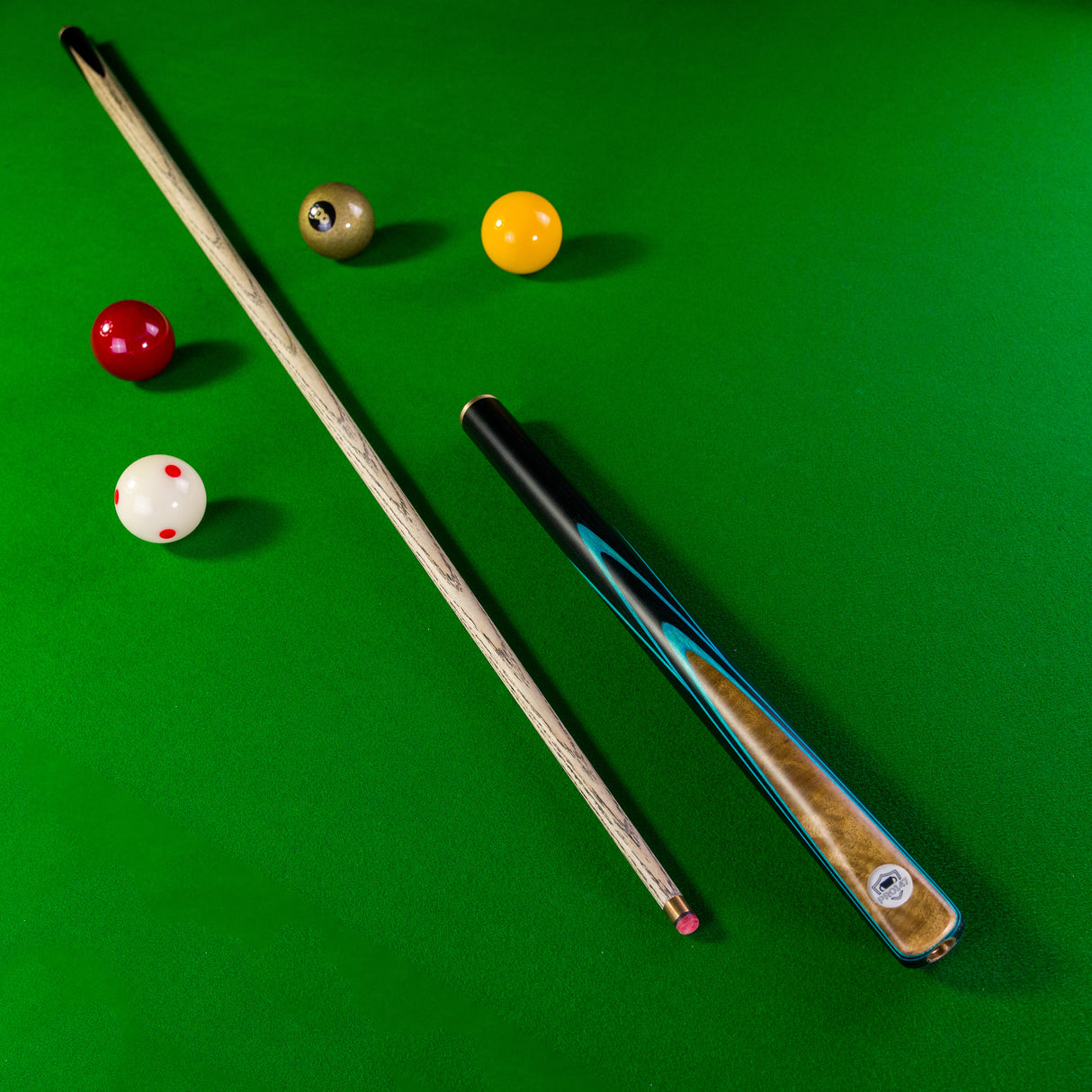 PRO147 Pearl Series Blue Burl 3/4 Joint Deluxe Cue and Case Set with 9.5mm Professional Red Leather Tip
