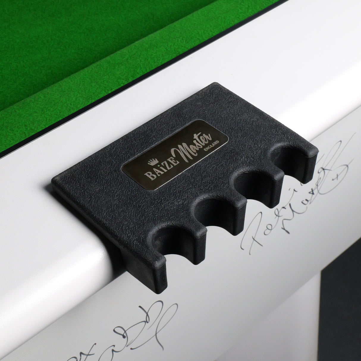 Baize Master Weighted Rubber Cue Holder – Attaches to Edge of Table - For 4 or 5 Cues