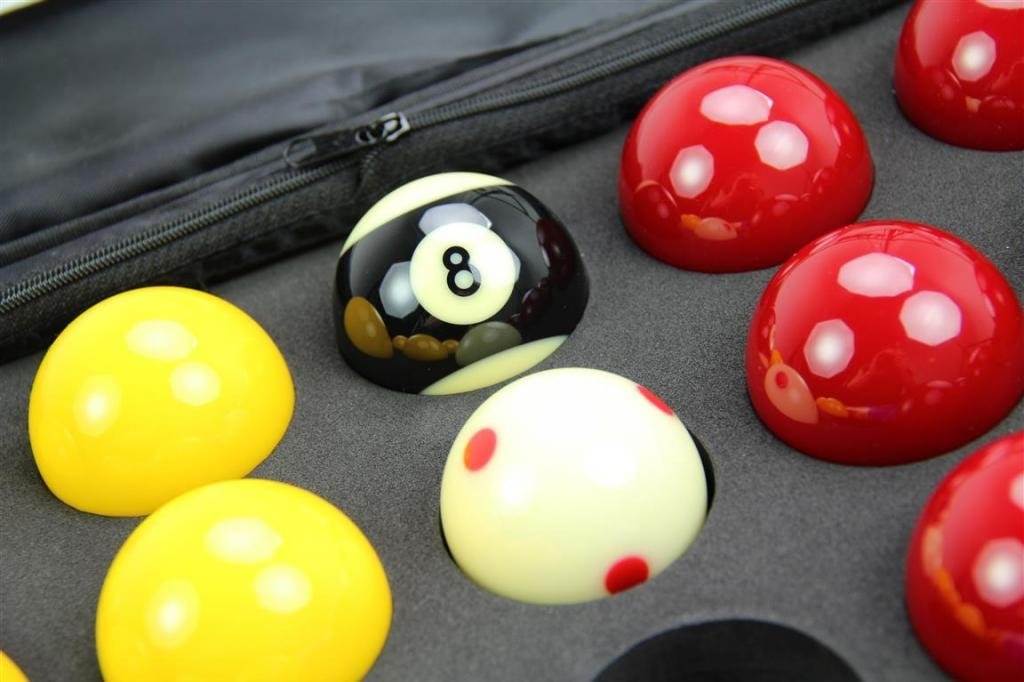SUPER ARAMITH PRO CUP 2" Red & Yellow Pool Balls, Ball Cleaner & Case Set!