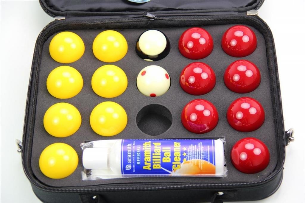 SUPER ARAMITH PRO CUP 2" Red & Yellow Pool Balls, Ball Cleaner & Case Set!
