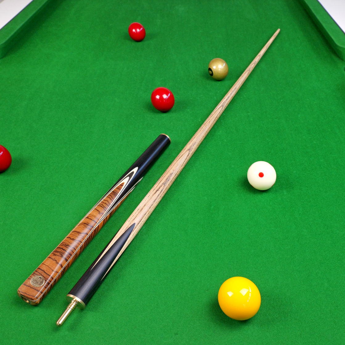 Baize Master Tiger Marksman ¾ Joint English Pool Cue and Case Set with 8.5mm Baize Master Blue Pressed Tip