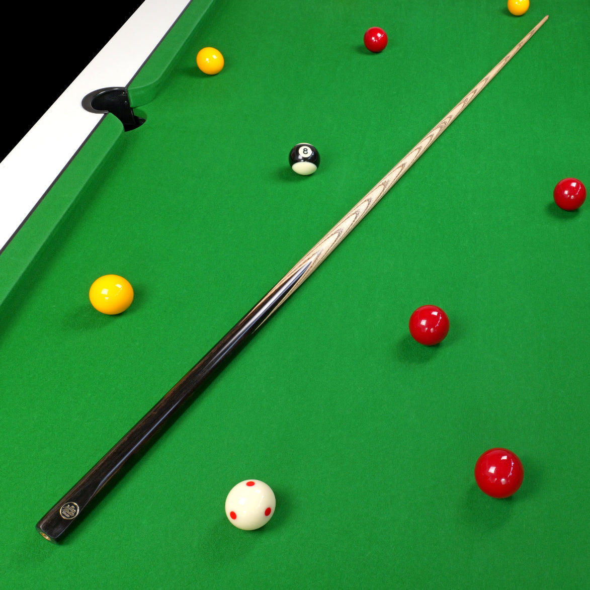 Baize Master CLASSIQUE 57 Inch One Piece Ebony Butt English Pool Cue with Baize Master Pro Impact 8.5mm Tip