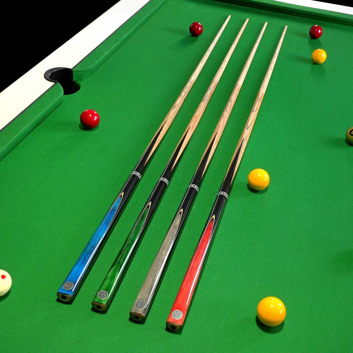 Baize Master Silver Series 48 Inch CONQUEST Junior Kids Short Snooker Pool 2pc Ash Cue Set with MEDIUM BLACK HARD CASE - 9.5mm